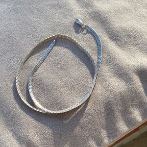 20” sterling silver herringbone necklace.
RC ITALY 925 on clasps.